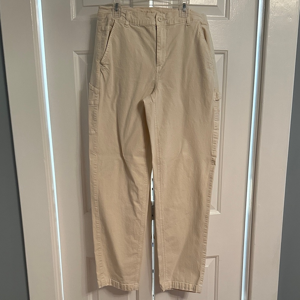 American Eagle Outfitters Womens Tan Cargo Pants